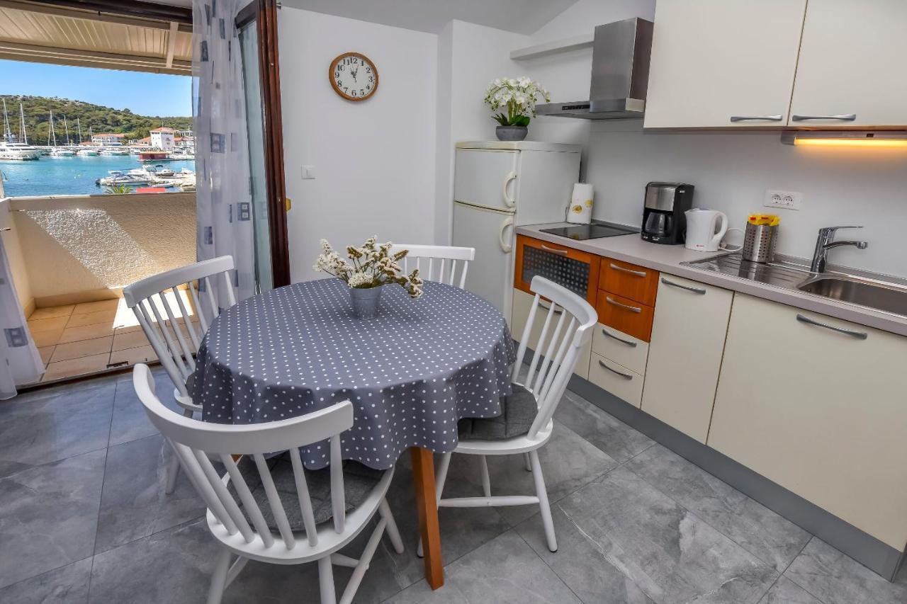 Apartments Sime 로고즈니차 외부 사진