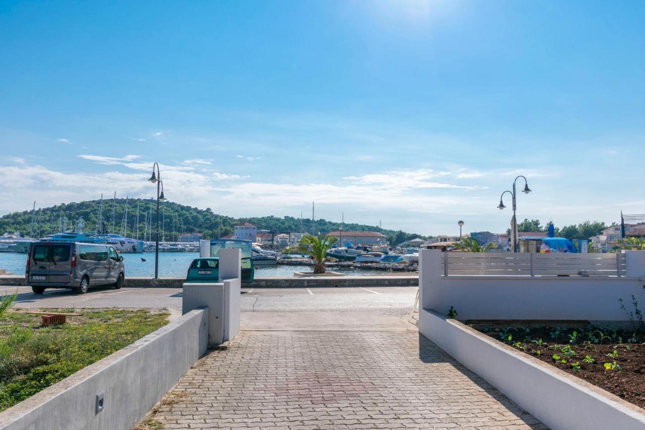 Apartments Sime 로고즈니차 외부 사진