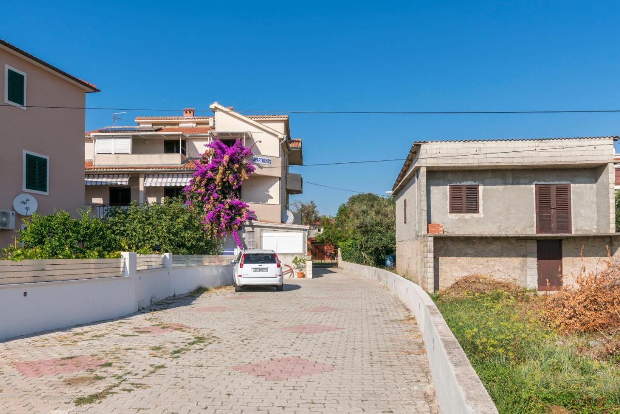 Apartments Sime 로고즈니차 외부 사진
