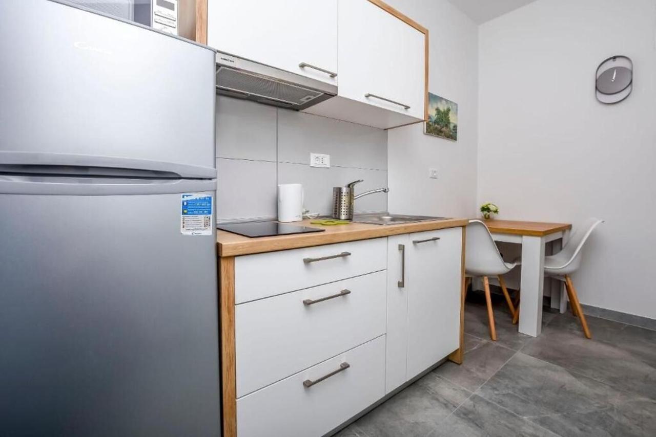 Apartments Sime 로고즈니차 외부 사진